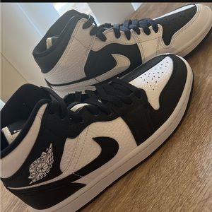 Womens Air Jordan 1 MID SE Homage